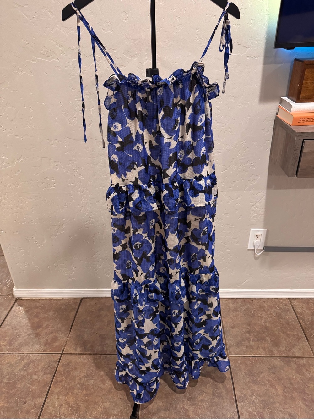 Who What Wear Maxi Blue and White Floral Tiered Sundress